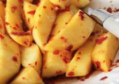 xoai-xanh-bao-nhieu-calo-co-gay-beo-nong-noi-mun-khong